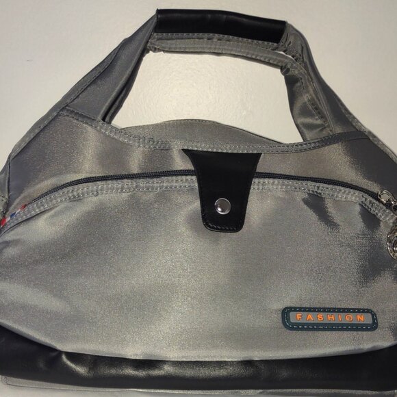 NWT Nineteen O.5 Anti-theft Sporty Hand Bag Multiple Sections Nylon Gray Color - Picture 3 of 16